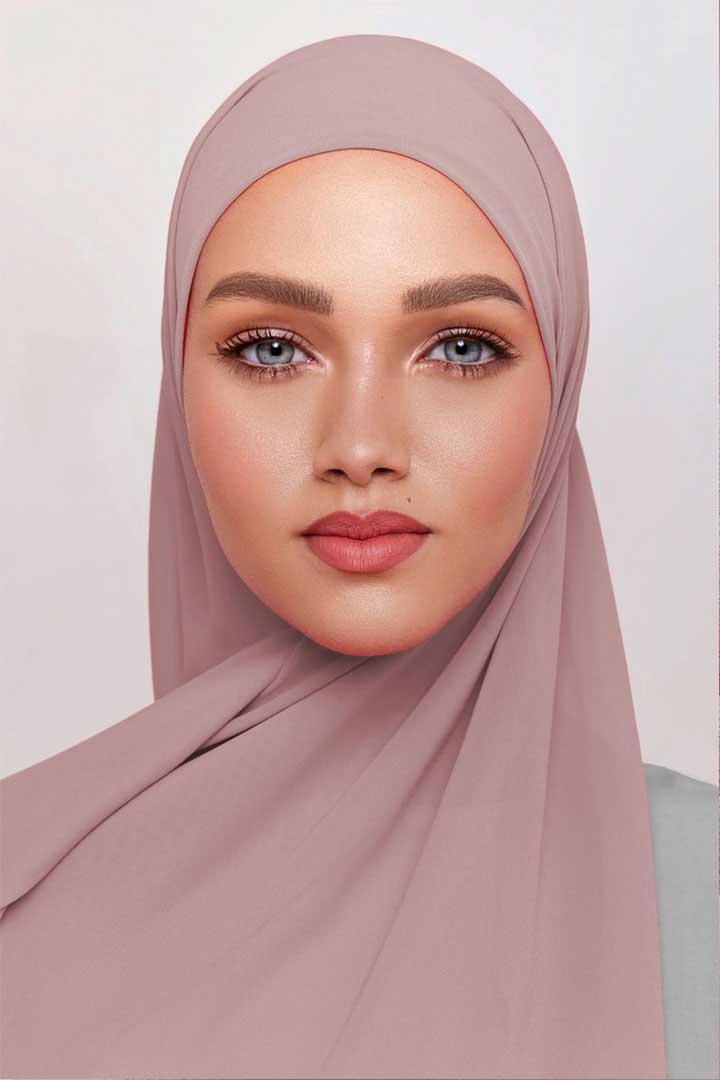 Premium Chiffon Hijab - Dawn Pink - Model