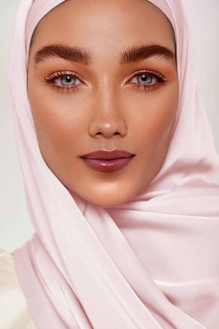 Shiny Satin Hijab - Sweet Pink - Model