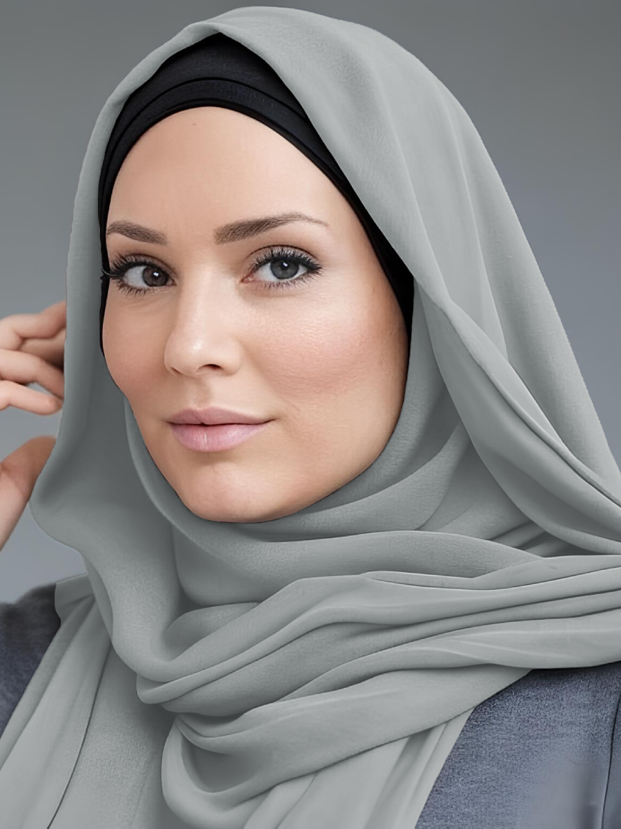 Chiffon Hijab - Grey Model